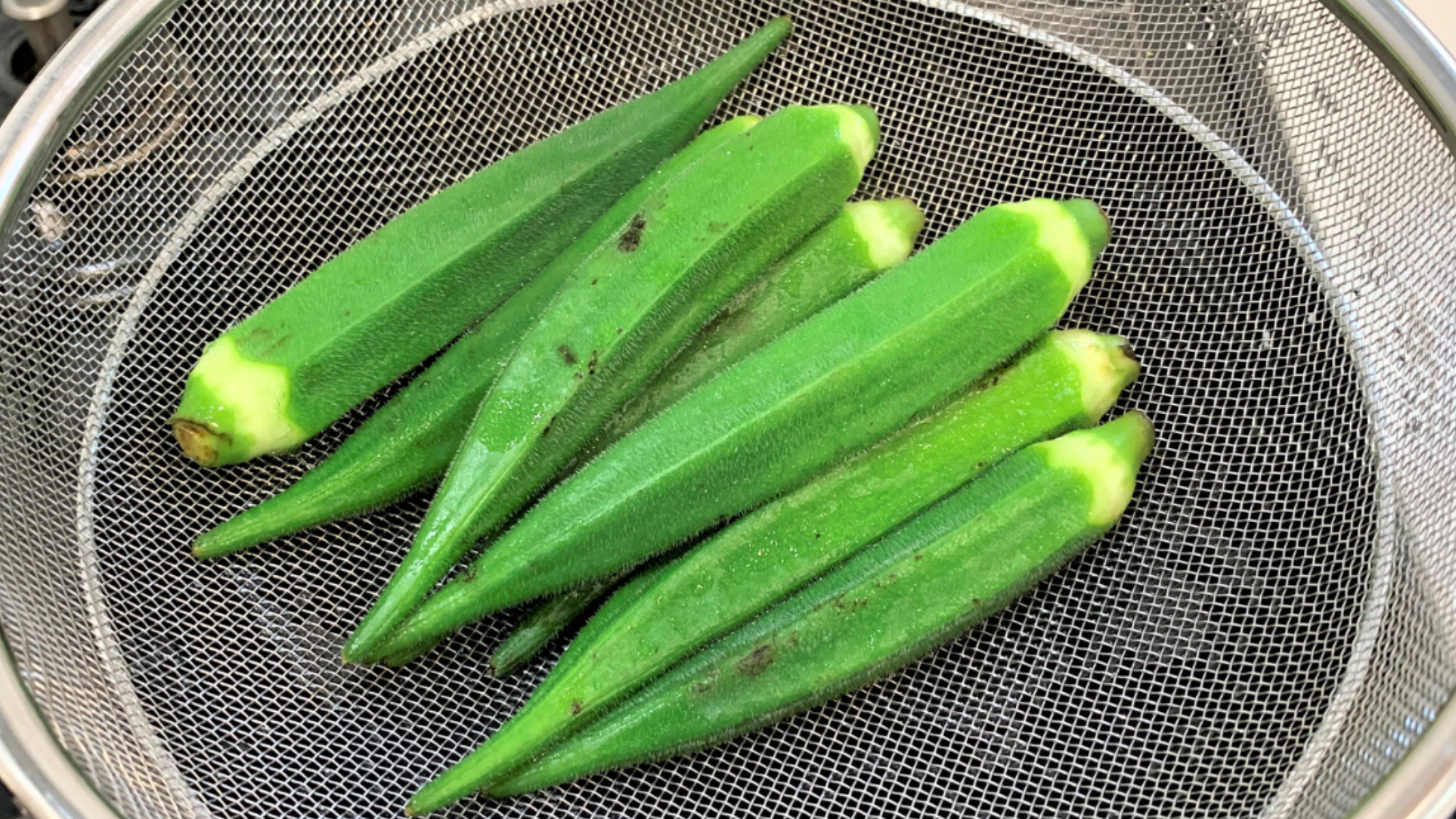旬の オクラ は冷凍すると便利 管理栄養士が教えるおいしい冷凍方法とは クラシル