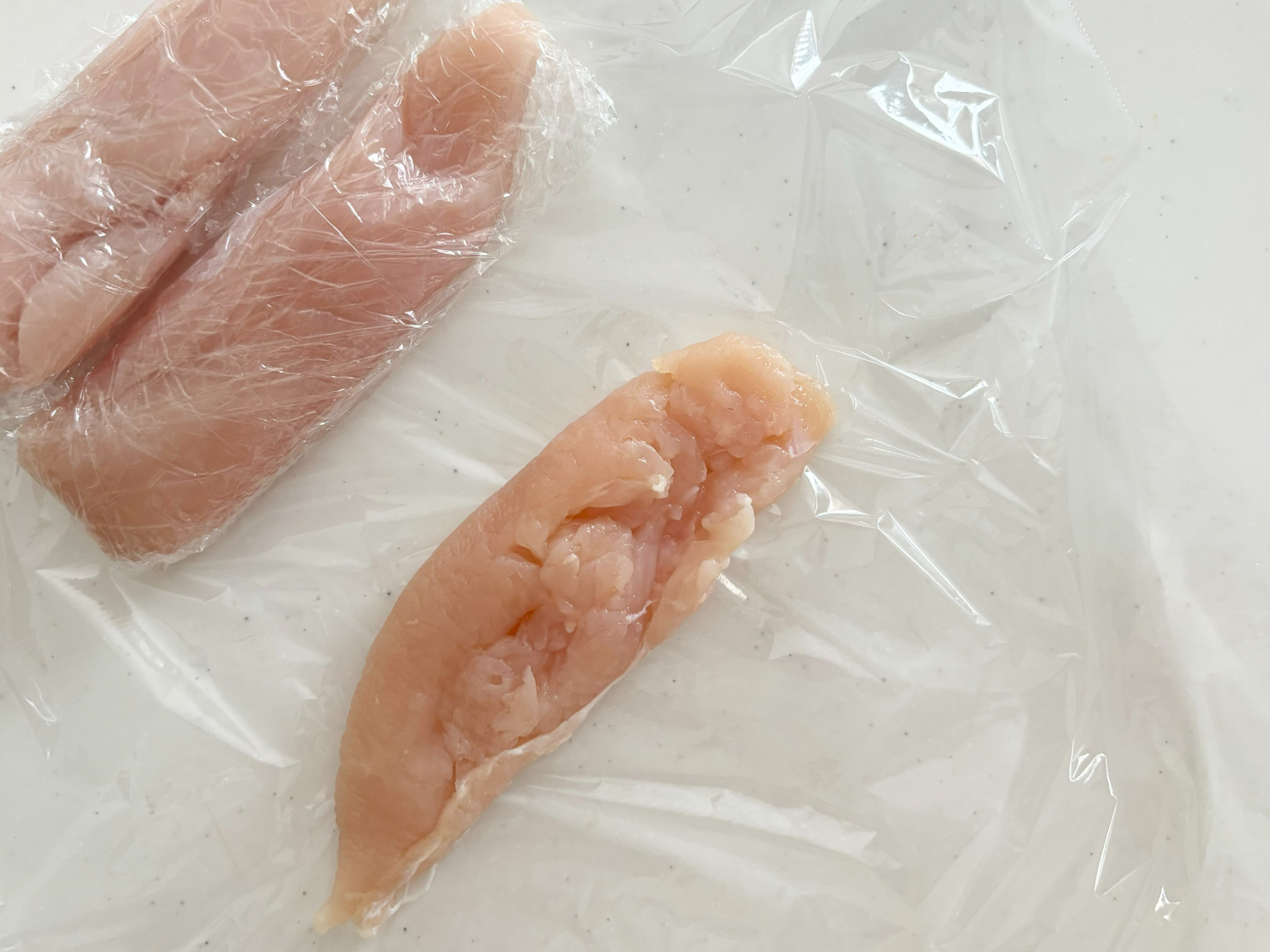 ささみの保存方法を知りたい！空気に触れさせないことがポイント！冷凍