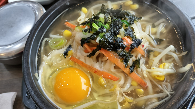 韓国料理「クッパ」とは?種類や雑炊との違い、レシピもご紹介! | クラシル
