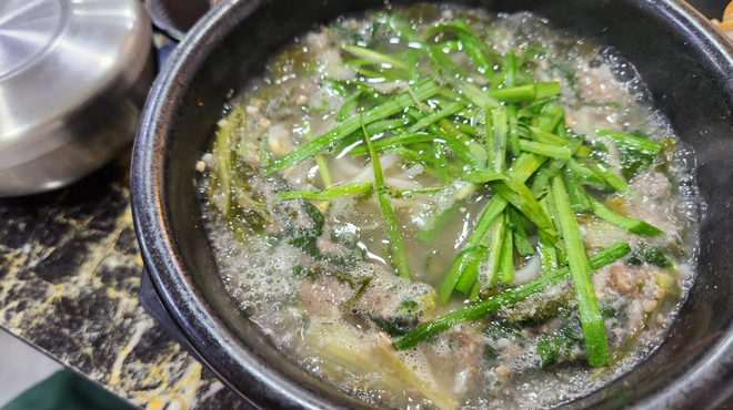 韓国料理「クッパ」とは?種類や雑炊との違い、レシピもご紹介! | クラシル