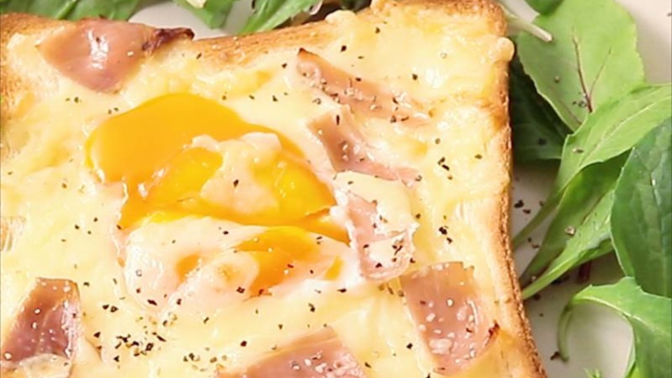 平日の朝に助かる 一品で大満足できる おかずトースト レシピ5選 クラシル