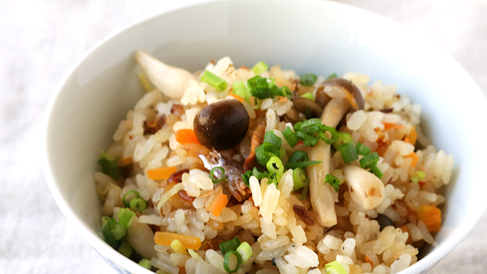 毎日ごはんを作る人を応援 簡単 絶品 炊き込みごはん レシピ5選 クラシル