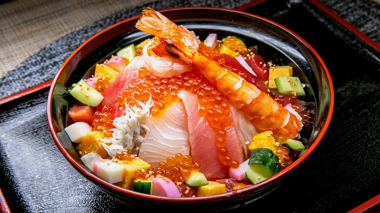 ​200人に聞いた！いちばん好きな“丼”は？3位牛丼、2位海鮮丼、気になる1位は…？
