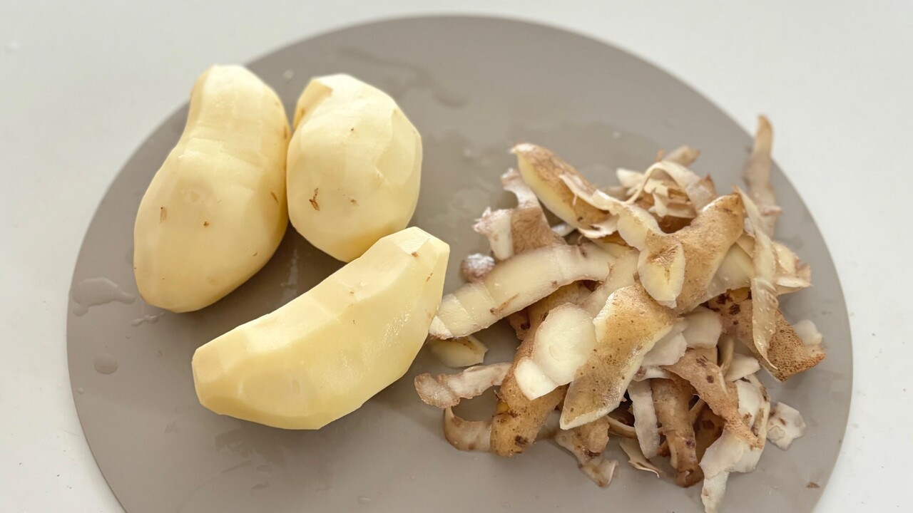 「捨てないで！」じゃがいもの皮の意外すぎる活用方法に「次から絶対取っておこう…！」