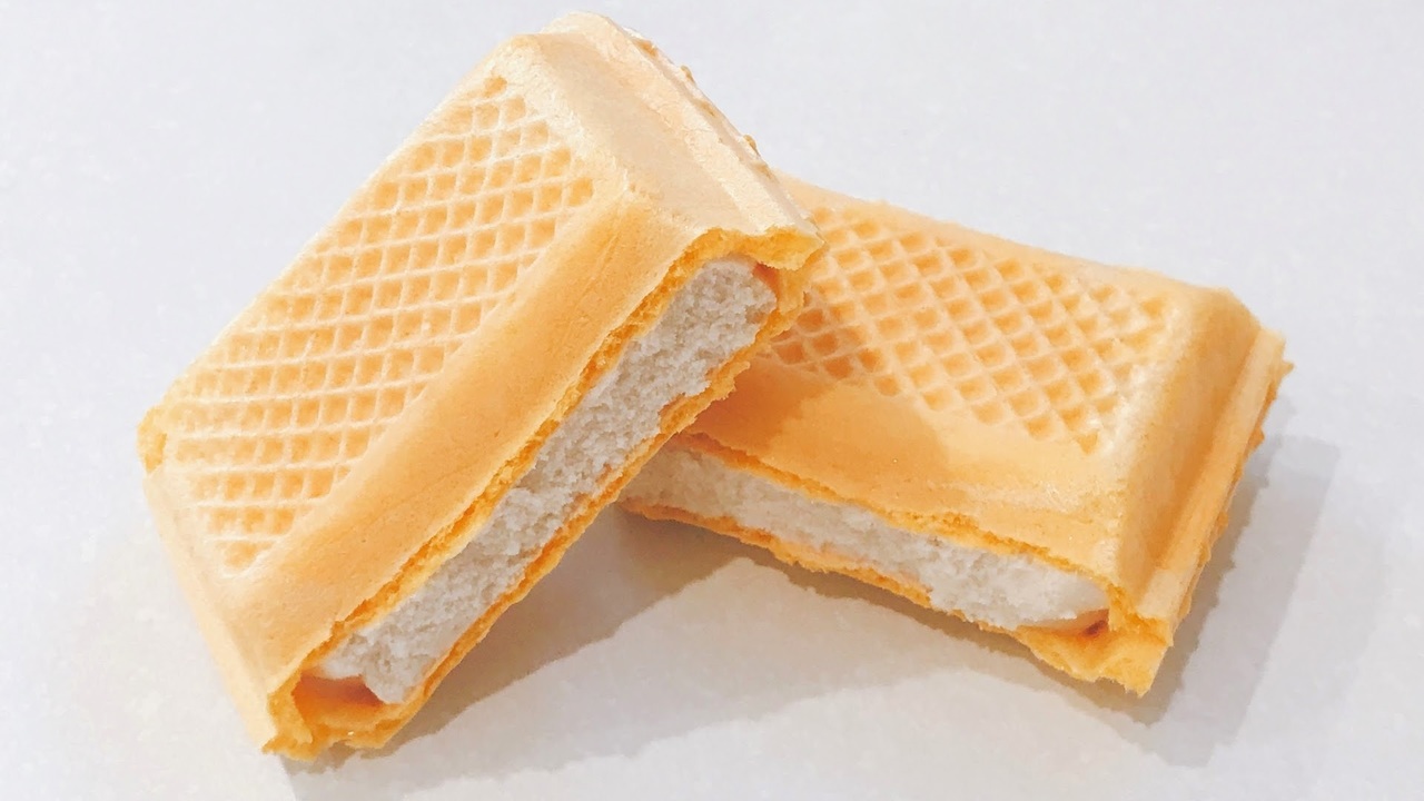 「つい買ってしまうコンビニスイーツ」といえば？3位アイス、2位プリン、気になる1位は…