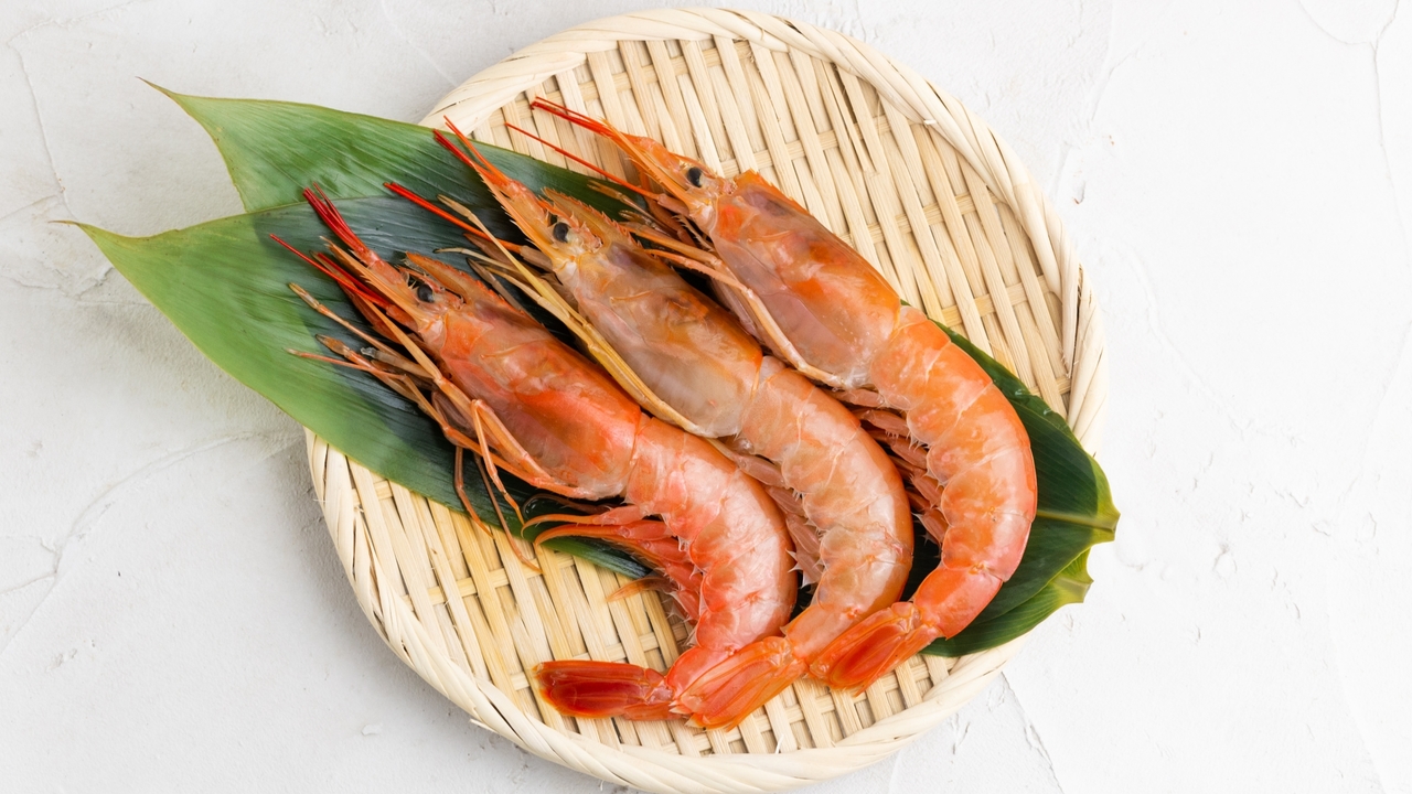 冷凍エビの【解凍方法】を徹底解説！解凍するときの注意点もご紹介