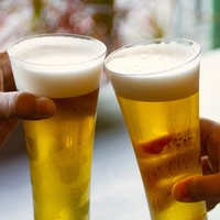 世界でいちばん“お酒”を飲む国は？3位チェコ、2位キューバ、圧倒的一位だったのは…？