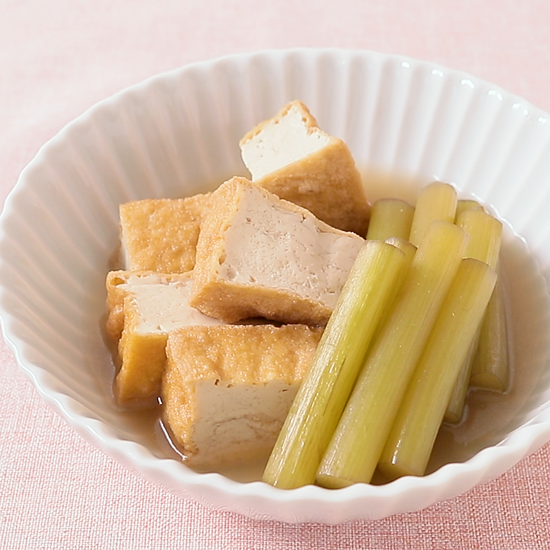 ツワブキとは フキとの違いや食べ方について解説 クラシル