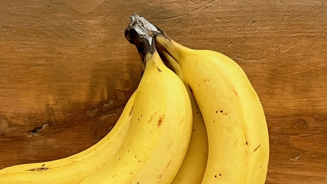 バナナのヘタにカビ？！これ食べても大丈夫？「知れてよかった！」