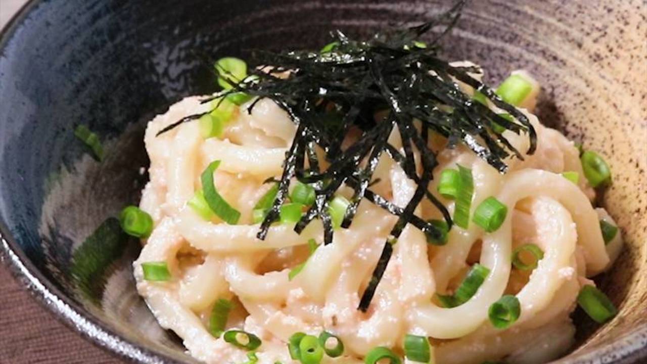 「冷凍うどん、その手があったか！」混ぜるだけ！ランチや夜食にピッタリ“大満足”レシピ5選