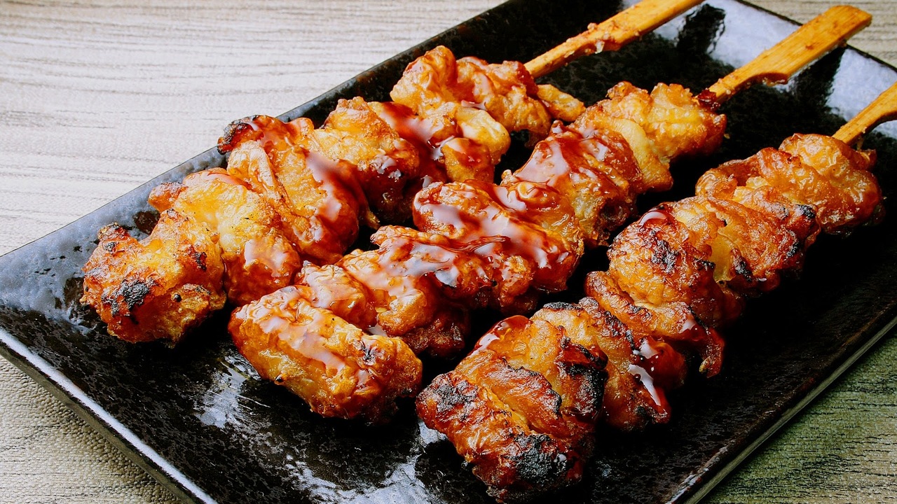 “鶏肉”の料理といえばなに?3位焼き鳥、2位チキン南蛮、ダントツ1位になったのは…