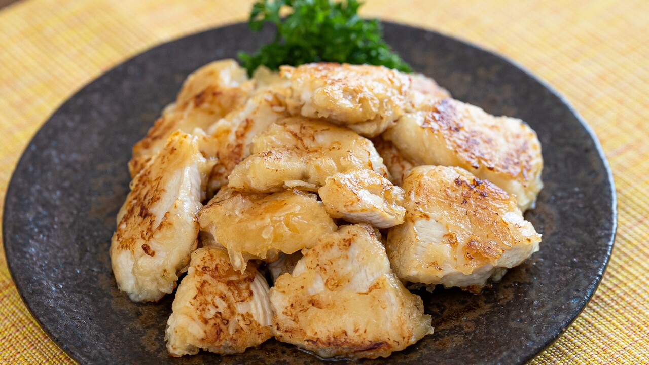 「節約したい日は、鶏むね肉に頼る。」お財布にやさしくて、大満足！毎日助かる主菜5選