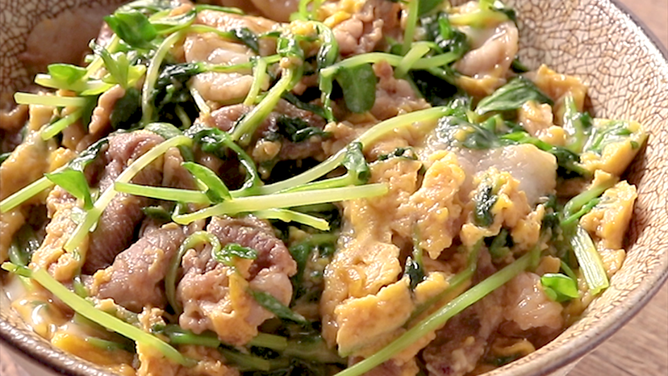 一品で大満足 夜食にもおすすめな 卵とじの丼もの レシピ5選 クラシル