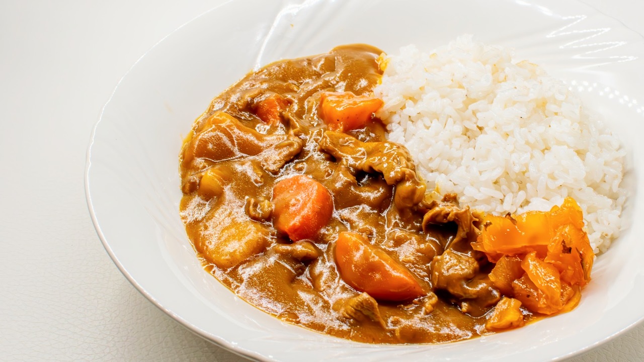 「200人に聞いた！」好きなカレーの辛さは？甘口、中辛、辛口の中でダントツ1位だったのは…