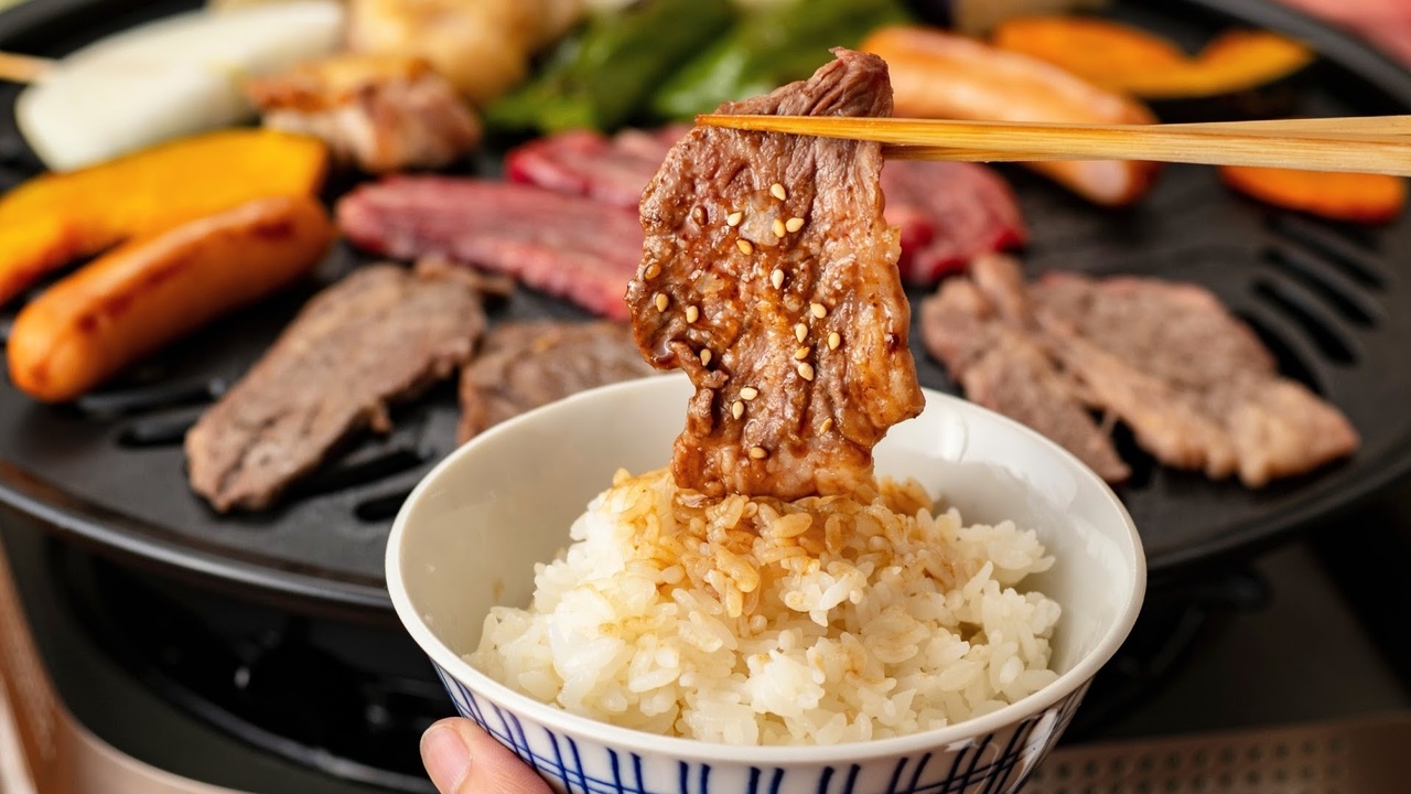 200人に聞いた！ごはんに合う“肉”のおかずといえば？3位焼肉、2位唐揚げを抑えた1位は…