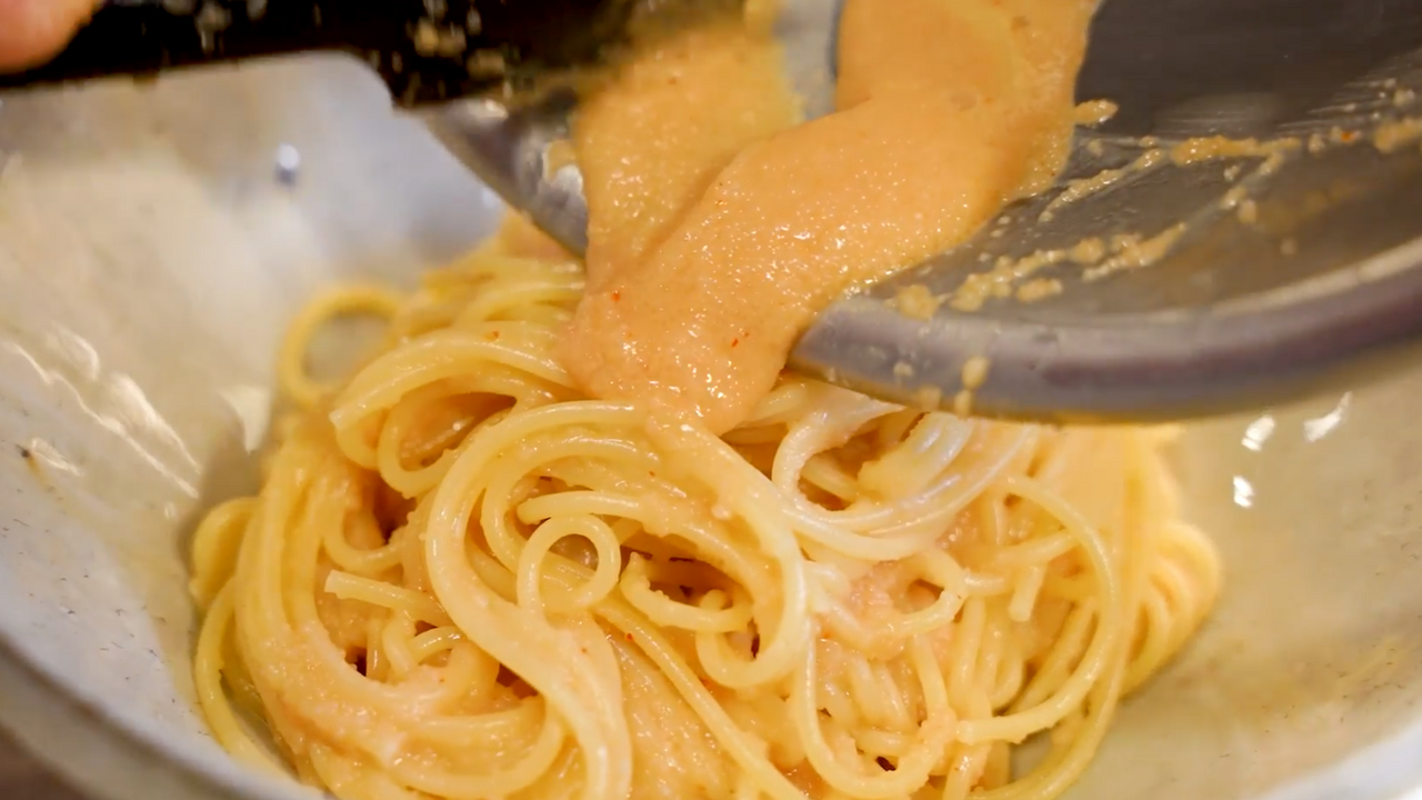 "明太子パスタ"がパサつく問題、どうすべき？ミシュランシェフの裏ワザに「真似したい！」