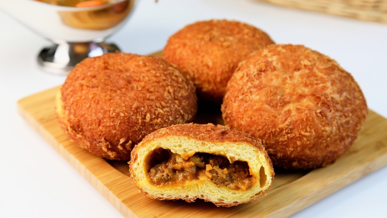 200人に聞いた！“総菜パン”といえばなに？3位コロッケパン、2位カレーパン、気になる第1位は…