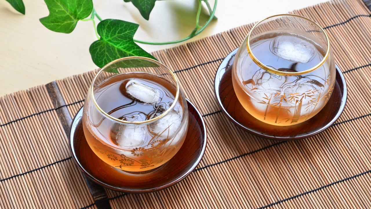 ノンカフェインだけじゃない!夏の定番「麦茶」効能って?注意点もまとめてご紹介!