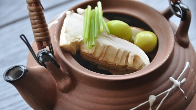 土瓶蒸しってどういう料理？歴史や正しい食べ方について解説！ | クラシル