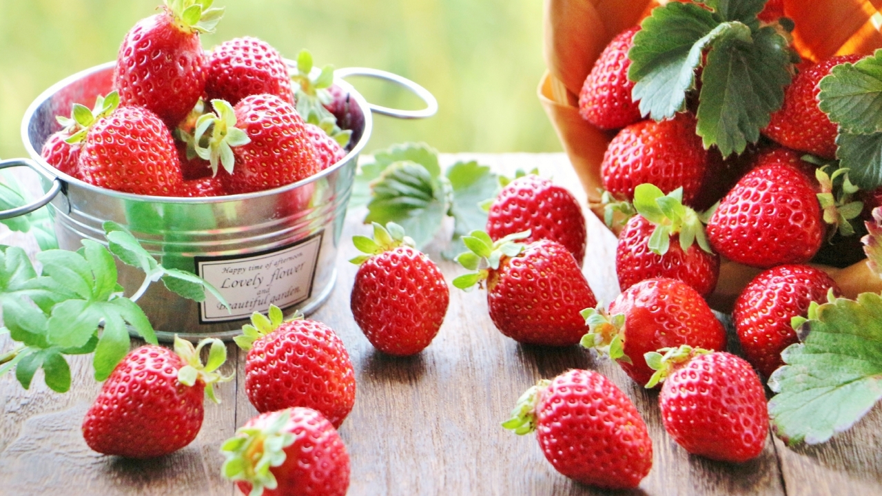 【春の果物一覧】種類別の特徴や食べ方とおすすめレシピ
