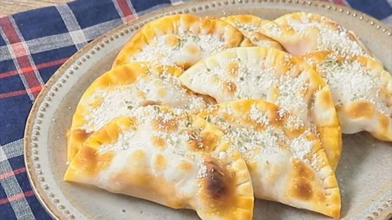 「餃子の皮、あまったらこう使って！」思わず作りたくなる“やみつきアレンジ”5選