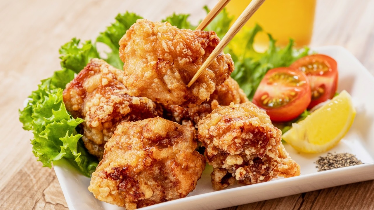 ご飯に合う”肉”のおかずといえばなに？3位ハンバーグ、2位唐揚げを抑えた、ダントツ1位は...？