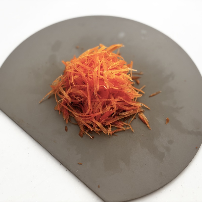 にんじん”の千切りを早くきれいに作る裏ワザに「簡単！」「これは