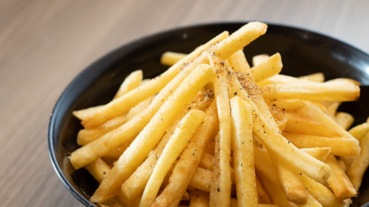 フレンチフライとは？フライドポテトとの違いやレシピをご紹介！