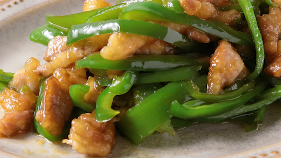 今日帰ってからでも作れる 旬のピーマンを使った メインおかず レシピ5選 クラシル