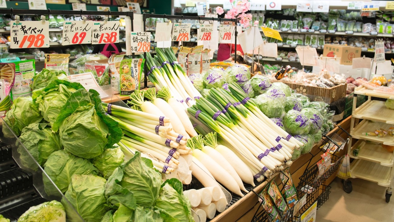 1番よく買う“野菜”といえばなに？3位にんじん、2位玉ねぎ！200人が選んだ1位は…