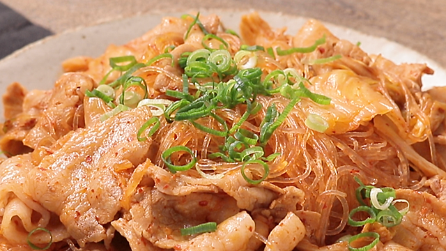 どんな料理でも大活躍！【緑豆春雨】を使ったレシピ15選 | クラシル