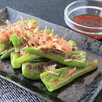 「万願寺とうがらし」とは？食材の特徴やおすすめレシピをご紹介
