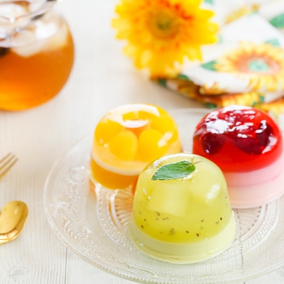 「板ゼラチン」の特徴と使い方を解説！お菓子作りの幅が広がる