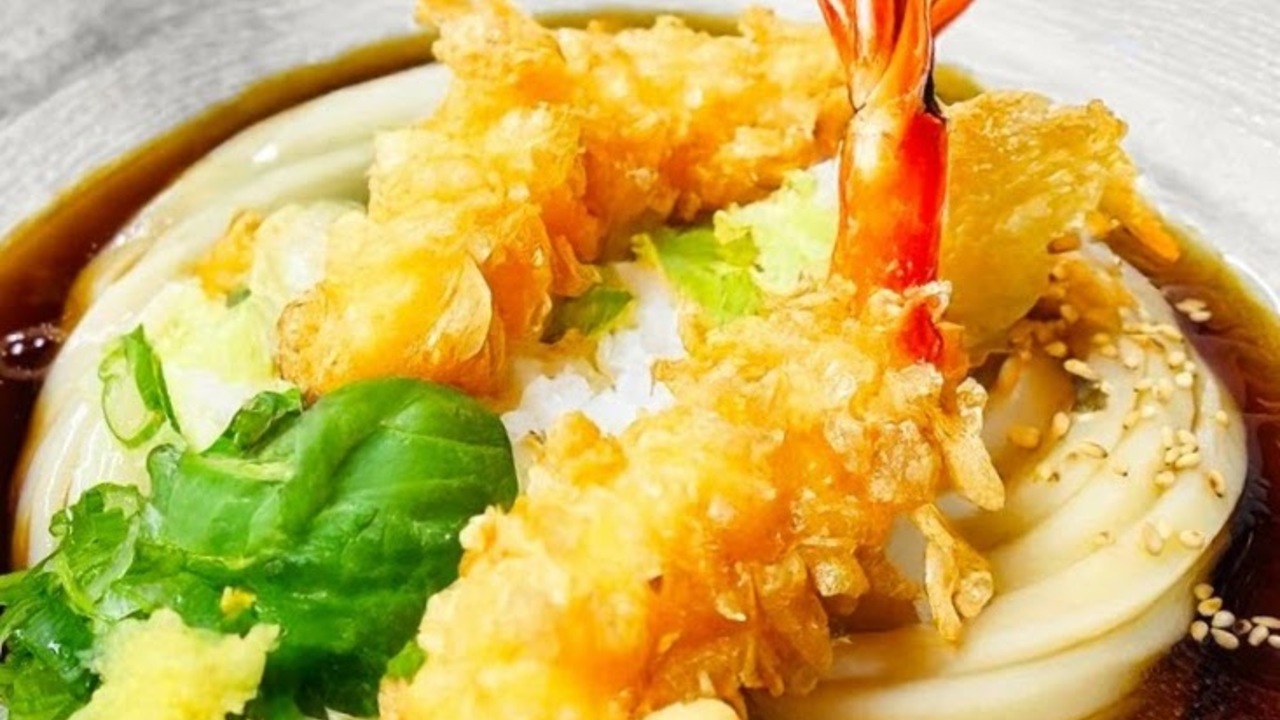 “うどん屋”で追加する天ぷらといえば？3位とり天、2位エビ天、気になる1位は…
