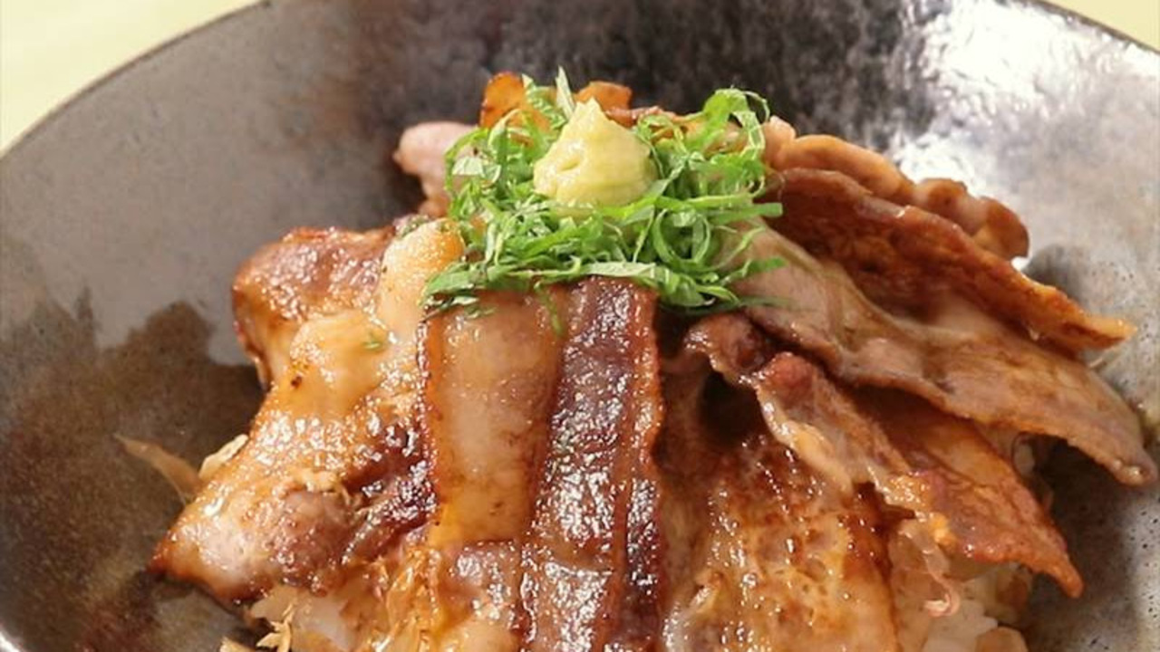 「超簡単に作れるからうれしい」「週5で食べたい」1品で大満足！ごはんが進む豚丼レシピ