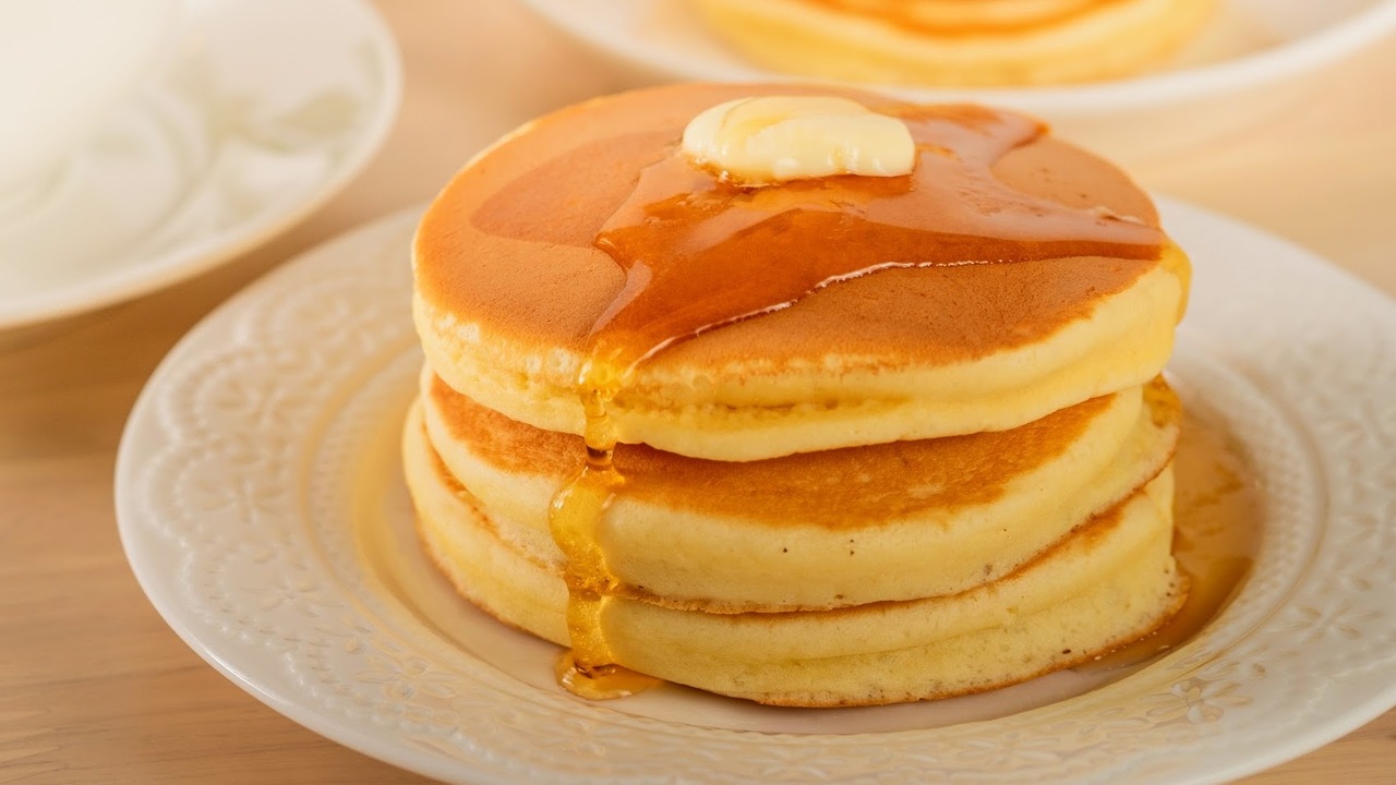 “ホットケーキにかけるもの”といえば何？はちみつ？バター？みんなが選んだ圧倒的1位は...