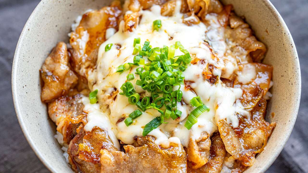 「10分でこれなら大満足！」遅くなった夜でもパパッと作れる晩ごはんレシピ5選