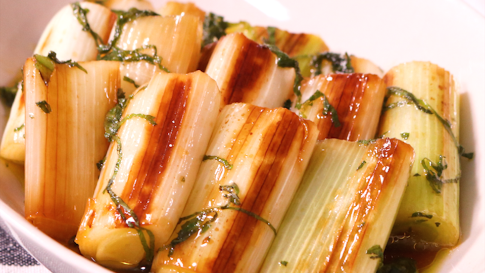 たっぷり食べられる とろーり食感 長ねぎが主役のおかずレシピ 5選 クラシル