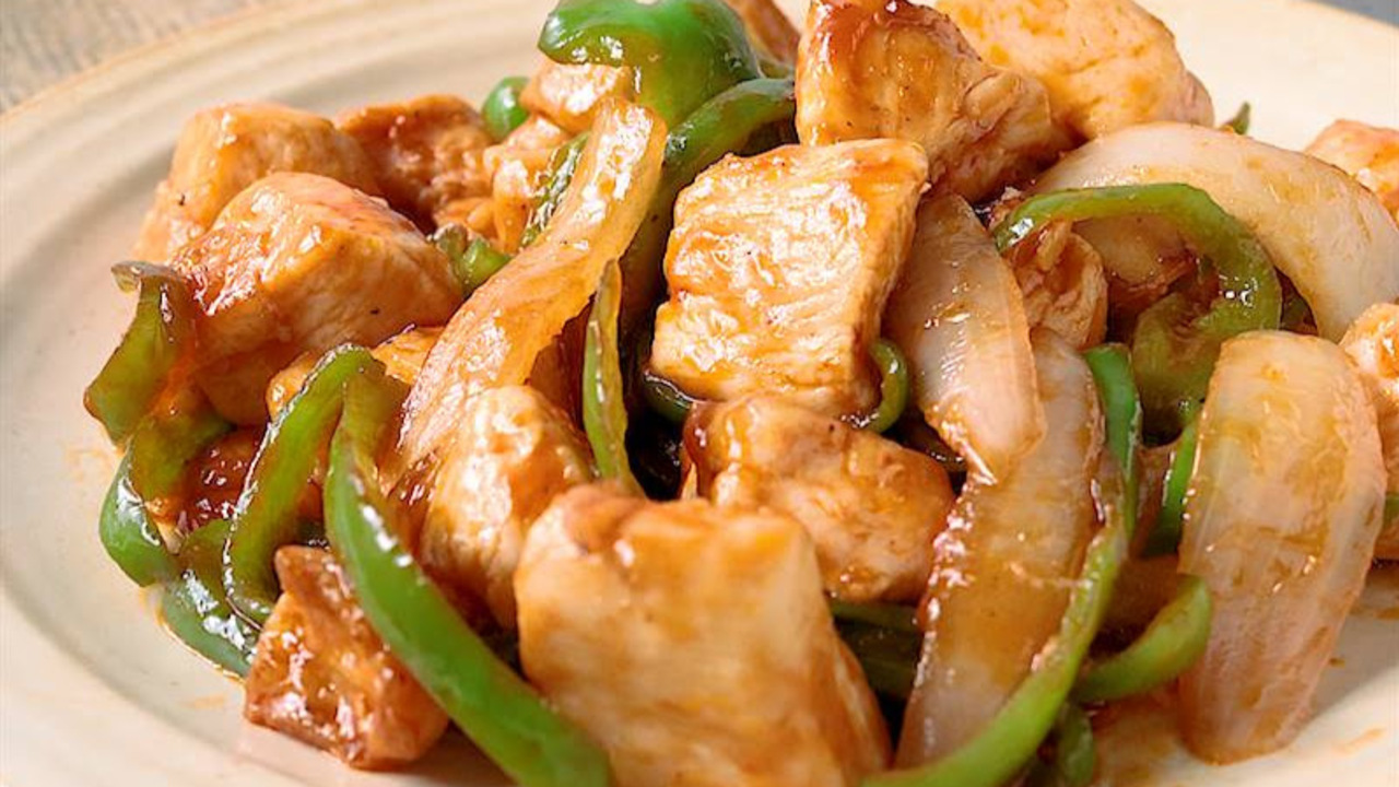 「鶏むね肉はこう食べる。」我が家の定番にしたい、最高のおかず3選