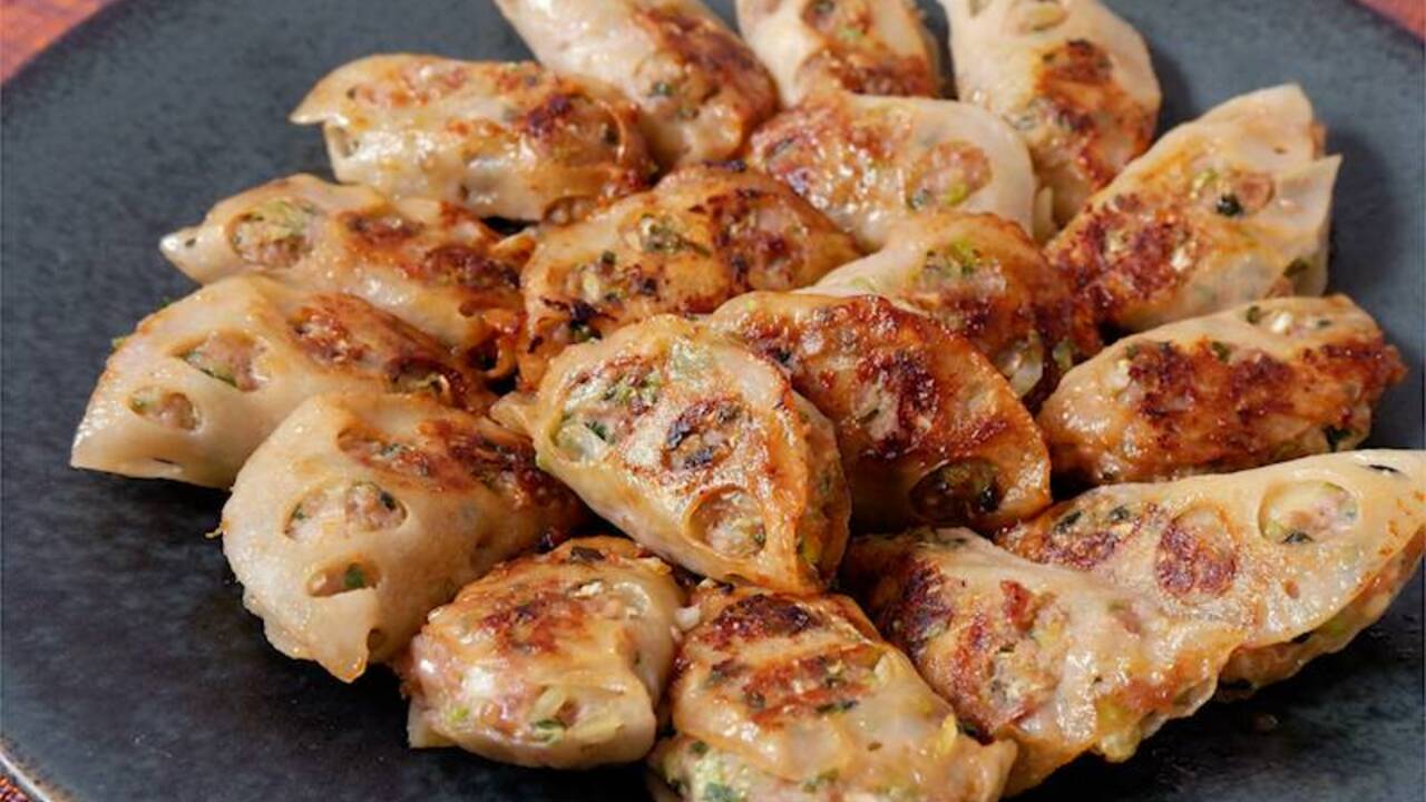 「レンコン、こんな食べ方あったんだ…！」シャキシャキおいしい！“大人気”レシピ5選