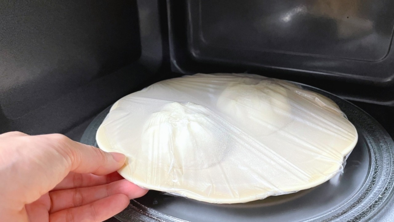 電子レンジは絶対NGなもの5選に「そうだったの！？」「間違っていた...」