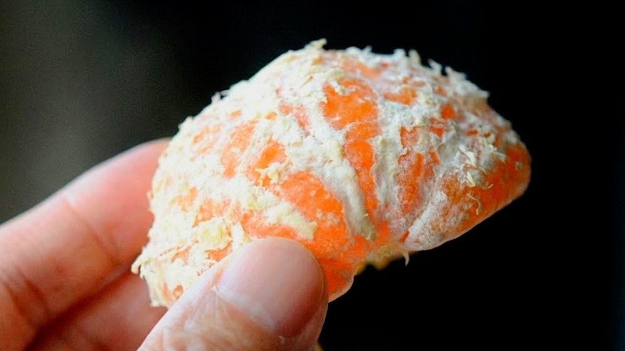 みかんの白い筋、なぜ食べた方がいいの？結局“取る？取らない？