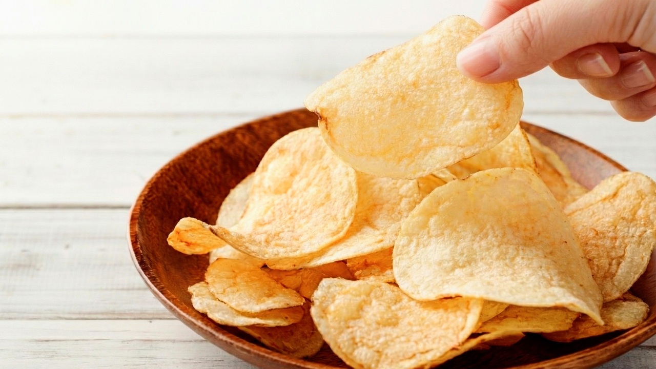200人に聞いた！いちばん好きな“ポテトチップス”の味は？のりしお、コンソメを抑えた1位は…