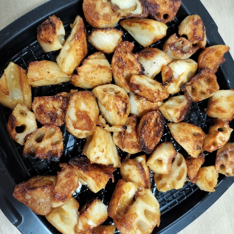 れんこんだけで驚くほど旨い🙋‍♀️✨無限サクコロれんこん by かっ