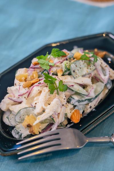 コク旨マヨソース！鶏ハムときゅうりのコールスロー風