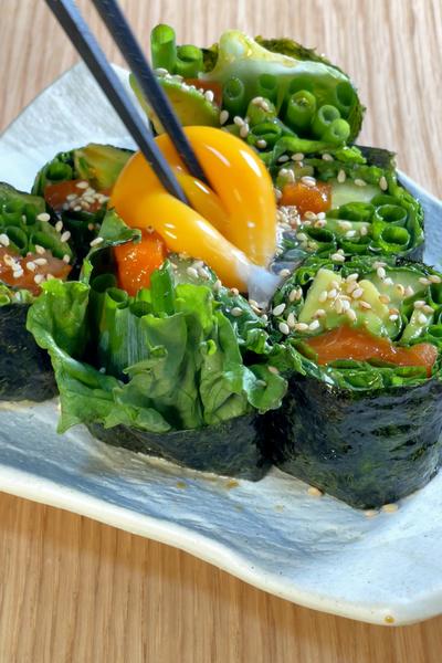 サーモンユッケの恵方巻キンパ🤤