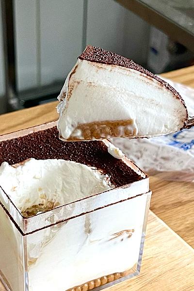 材料４つ！チーズなし！ふわふわティラミス作り方！