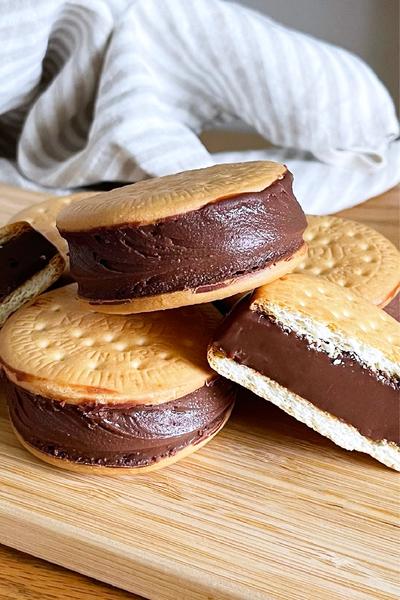 材料3つ！生チョコサンドクッキー作り方！