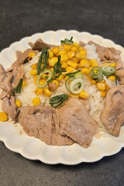 ｢これ!うま!!つゆ｣で豚肉のペッパーライス