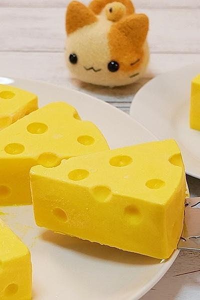 あなぼこチーズケーキ